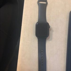 Apple Watch 44M